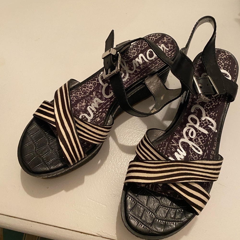 Sam Edelman Black and Tan Striped Platform Sandals